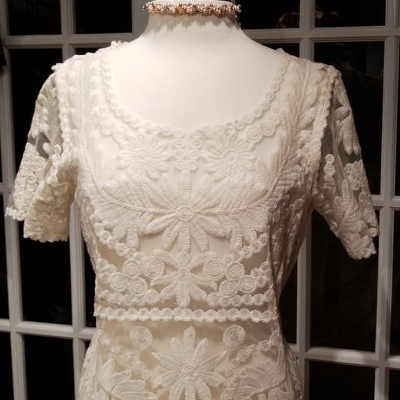 VINTAGE Guipure Lace Boho Style Dress - Picture 3 of 8